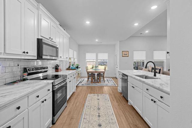 201 W South Street, Whitesboro, TX 76273
