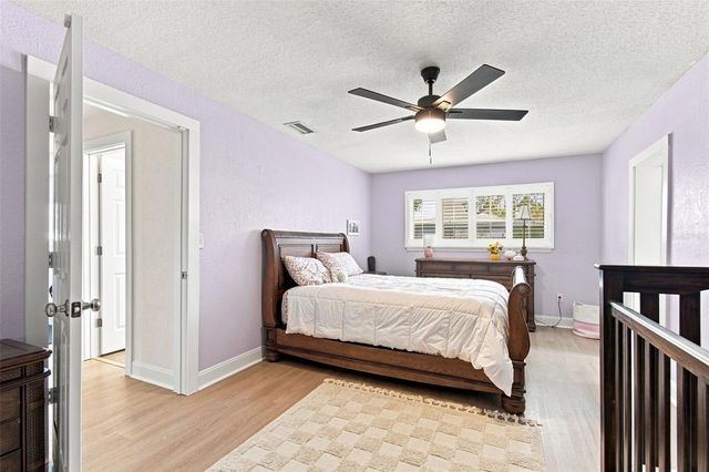 1303 SE KINGS BAY DRIVE, Crystal River, FL 34429
