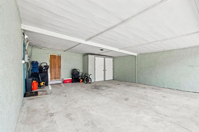 1303 SE KINGS BAY DRIVE, Crystal River, FL 34429