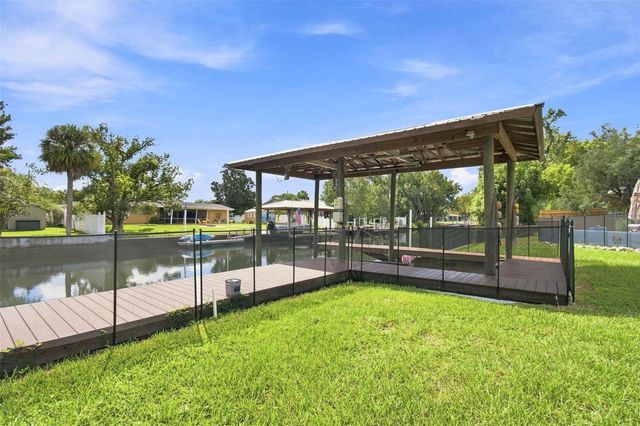 1303 SE KINGS BAY DRIVE, Crystal River, FL 34429