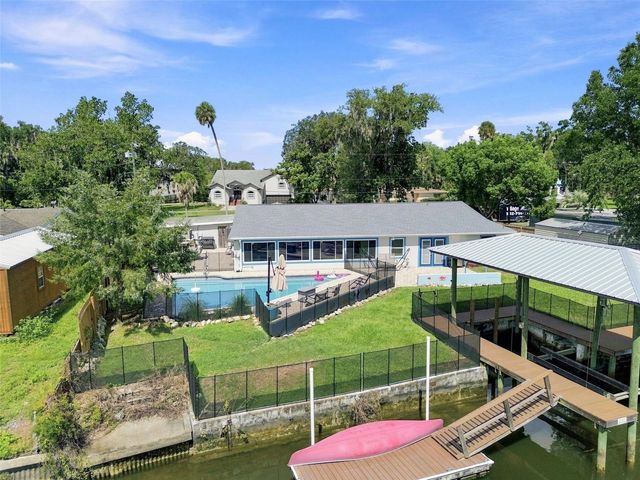 1303 SE KINGS BAY DRIVE, Crystal River, FL 34429