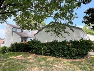 12914 W 67TH Street, Shawnee, KS 66216