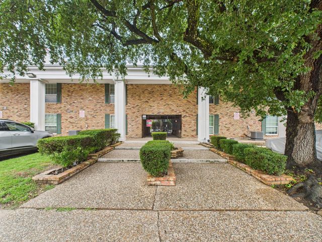 5333 Richmond Avenue 11, Houston, TX 77056