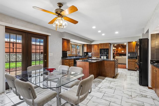 707 38th Street, West Des Moines, IA 50265