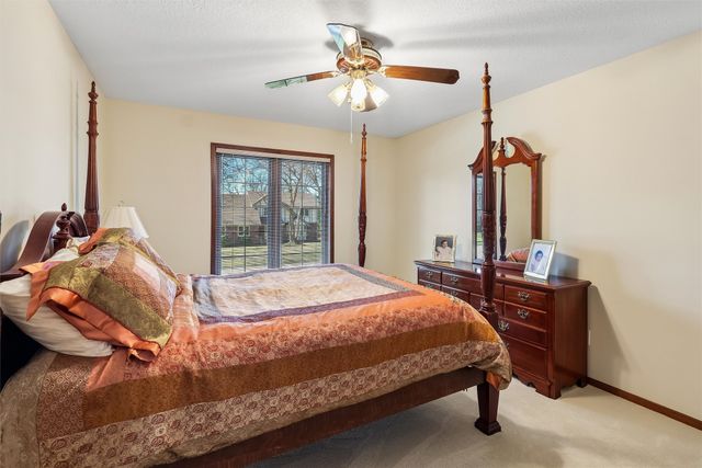 707 38th Street, West Des Moines, IA 50265