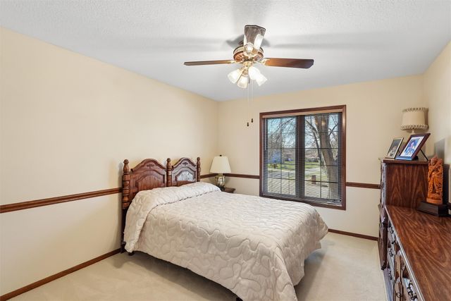 707 38th Street, West Des Moines, IA 50265