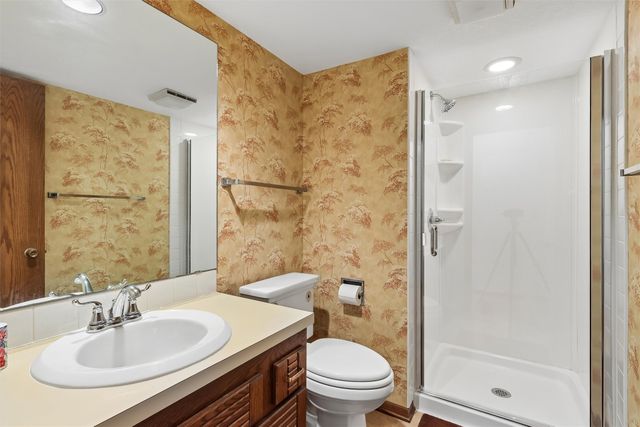 707 38th Street, West Des Moines, IA 50265