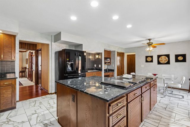 707 38th Street, West Des Moines, IA 50265