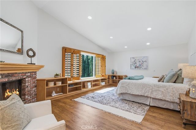 5943 Julian, Tarzana, CA 91356
