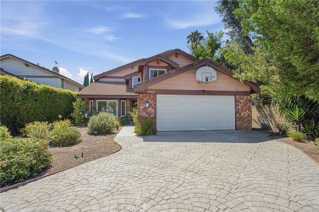 5943 Julian, Tarzana, CA 91356