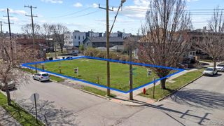 1601 Leverette Street, Detroit, MI 48216