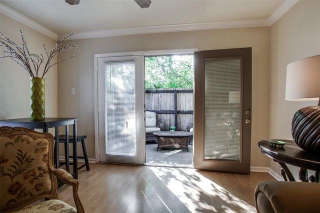 5322 Columbia Avenue, Dallas, TX 75214