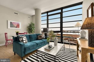 1300 4TH ST SE #1014, Washington, DC 20003