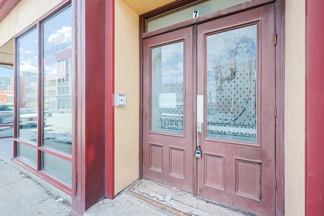 7 Main St 203, Brockton, MA 02301