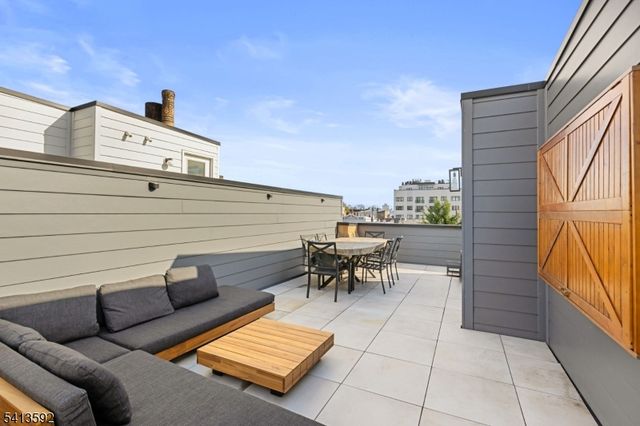 118 Webster Ave, Jersey City, NJ 07307