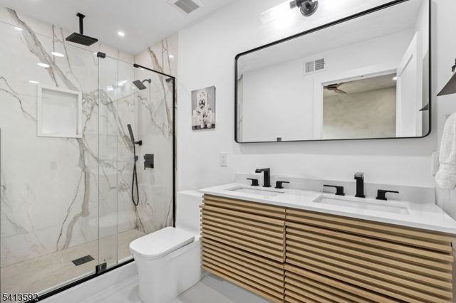 118 Webster Ave, Jersey City, NJ 07307