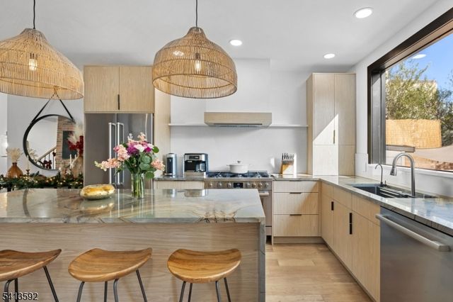 118 Webster Ave, Jersey City, NJ 07307