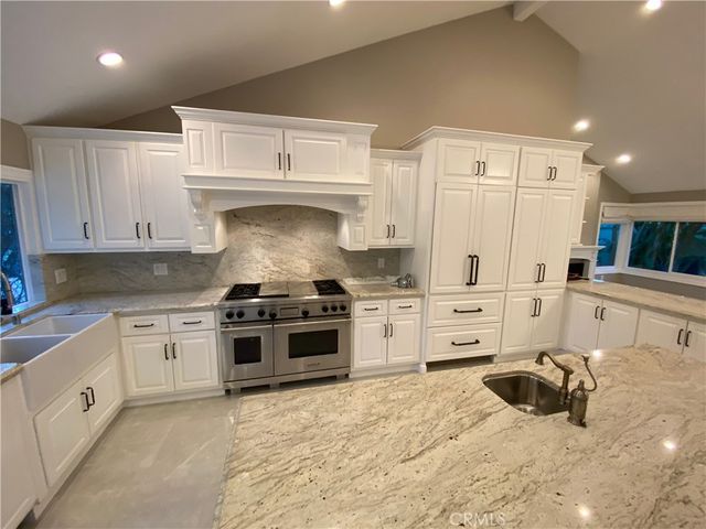 1933 Canyon Park Circle, Orange, CA 92867