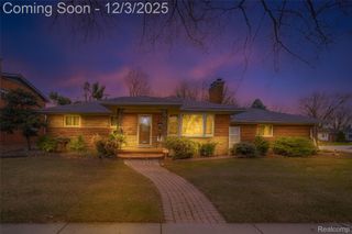 18710 Rockport Street, Roseville, MI 48066