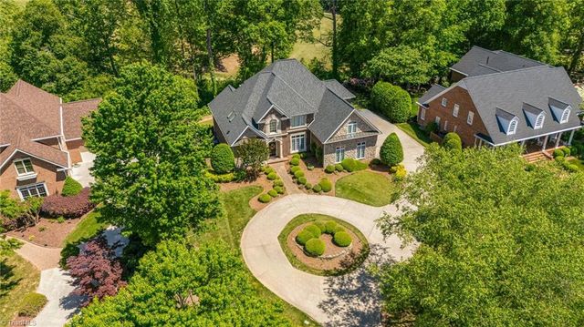 113 Mcmichael Court, Clemmons, NC 27012