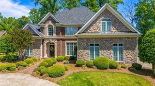 113 Mcmichael Court, Clemmons, NC 27012