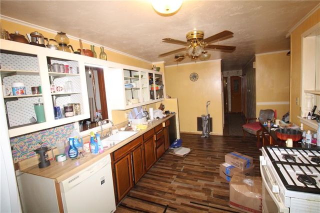 225 E 13th Street, Horton, KS 66439