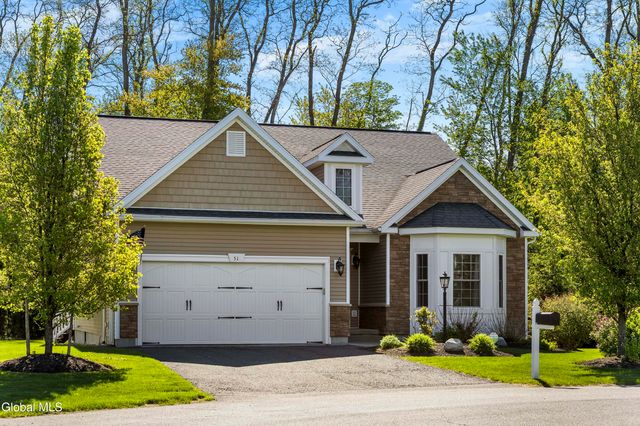 51 Flanders Lane, Bethlehem, NY 12203