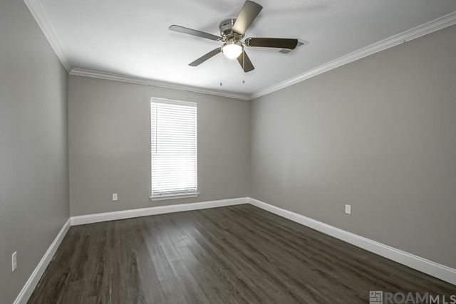 9493 Gene Buckle Ave, Denham Springs, LA 70726