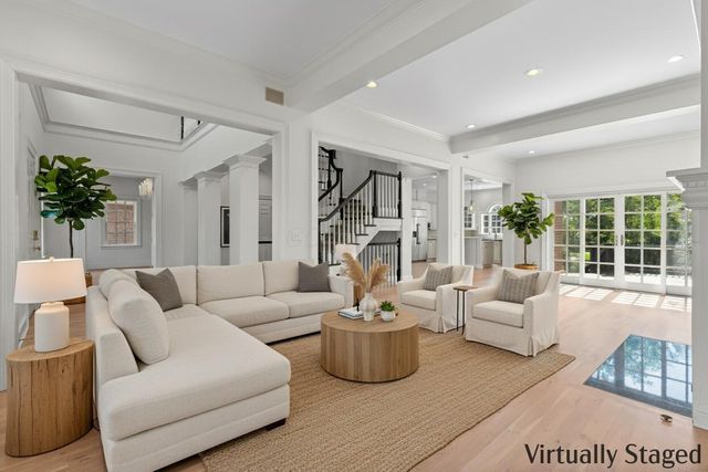 7555 Lambton Park Road, New Albany, OH 43054