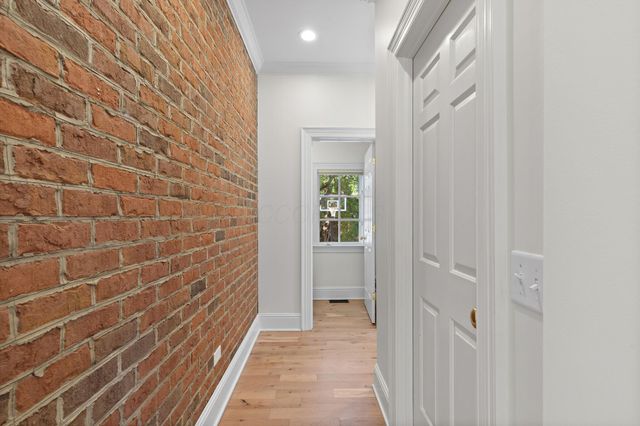 7555 Lambton Park Road, New Albany, OH 43054