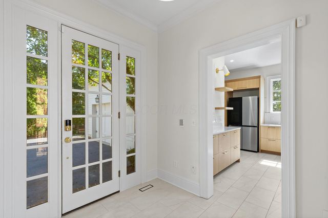 7555 Lambton Park Road, New Albany, OH 43054