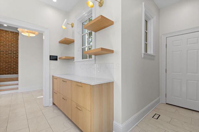 7555 Lambton Park Road, New Albany, OH 43054