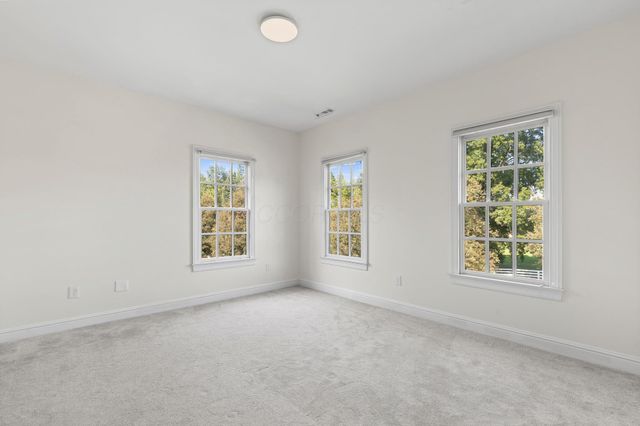 7555 Lambton Park Road, New Albany, OH 43054