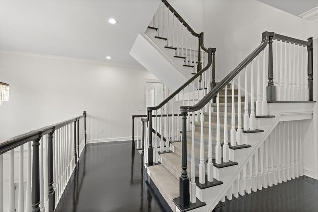 7555 Lambton Park Road, New Albany, OH 43054