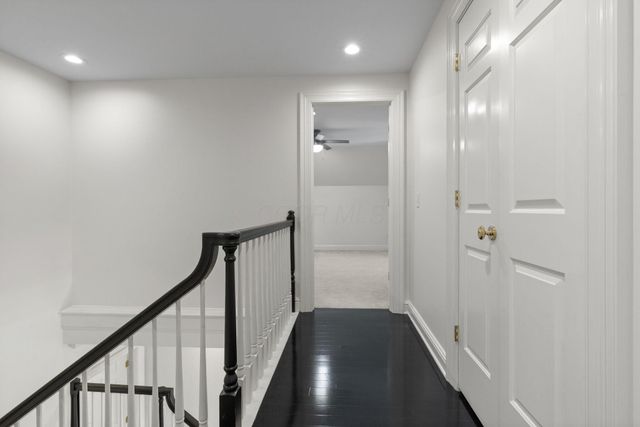 7555 Lambton Park Road, New Albany, OH 43054