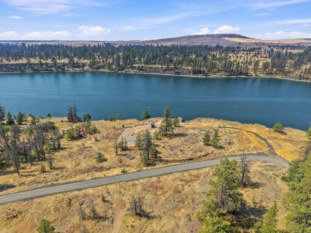 20005 W Chandler Ave, Medical Lake, WA 99022