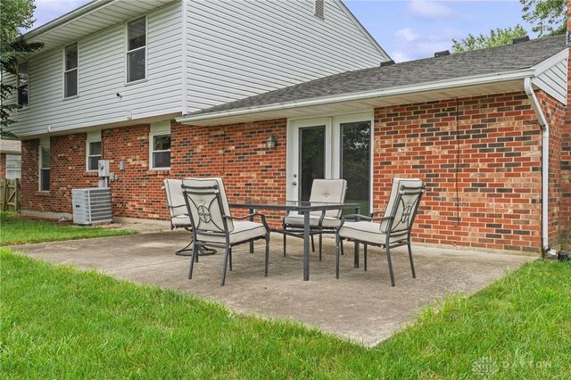 6117 Charlesgate Road, Dayton, OH 45424