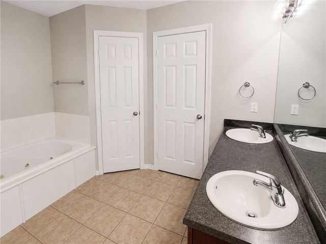 1595 Charles Street, Pea Ridge, AR 72751