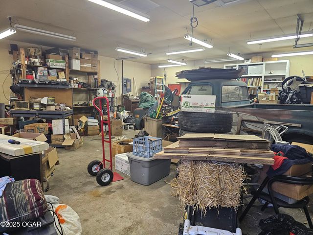 327 S Brownell Avenue, Joplin, MO 64801