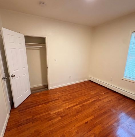9E Shelby 2, Worcester, MA 01605