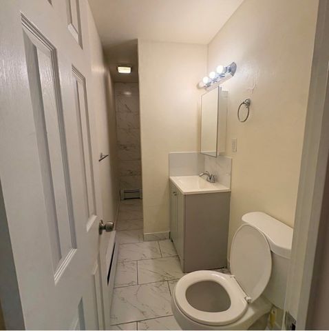 9E Shelby 2, Worcester, MA 01605