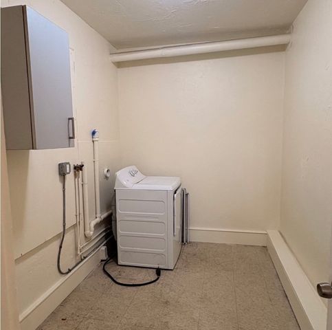 9E Shelby 2, Worcester, MA 01605