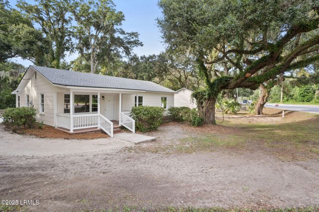 27 Miller Drive, Beaufort, SC 29907