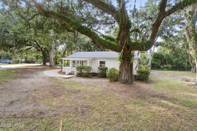 27 Miller Drive, Beaufort, SC 29907