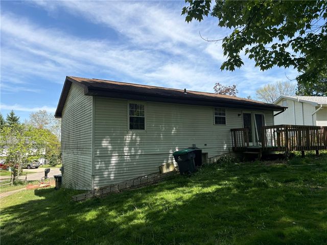 114 Opal Ct, Cranberry Twp, PA 16066