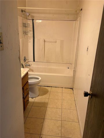 114 Opal Ct, Cranberry Twp, PA 16066