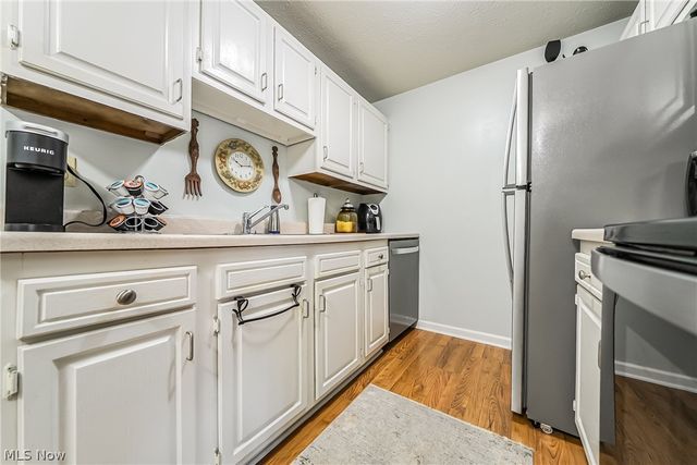 9611 Sunrise Boulevard K2, North Royalton, OH 44133