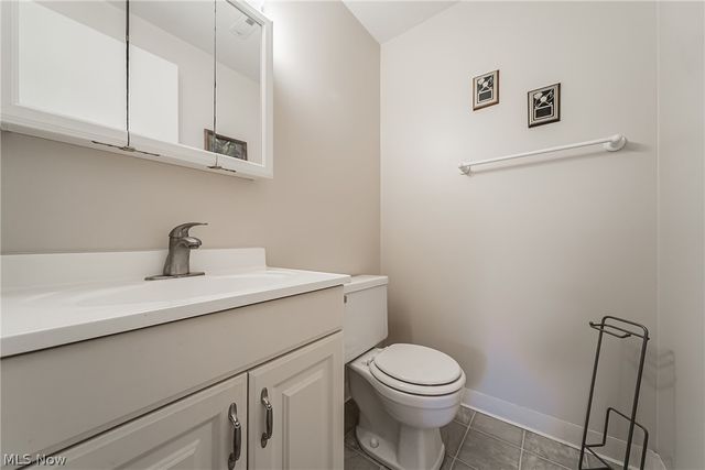 9611 Sunrise Boulevard K2, North Royalton, OH 44133