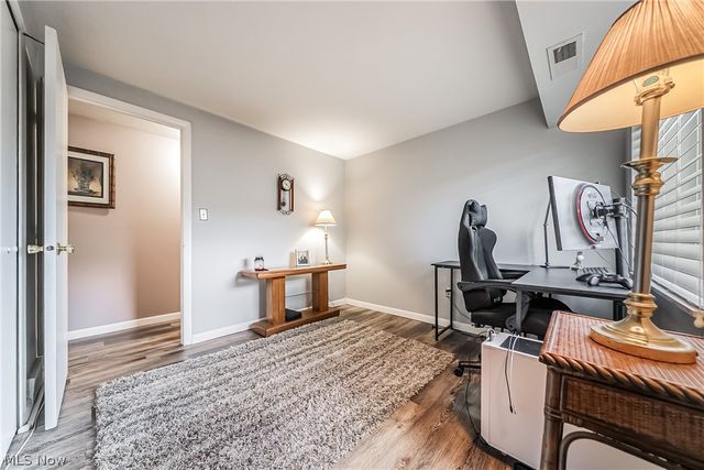 9611 Sunrise Boulevard K2, North Royalton, OH 44133