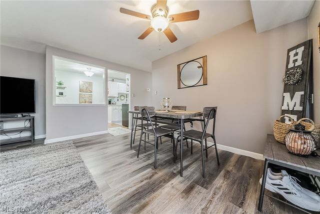 9611 Sunrise Boulevard K2, North Royalton, OH 44133